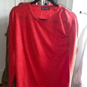 Mont Rouge red cashmere sweater